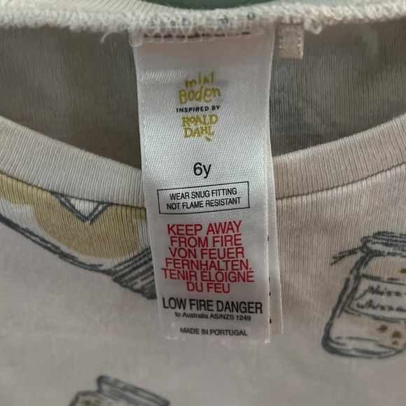 Mini Boden inspired by Roald Dahl BFG - Picture 3 of 5